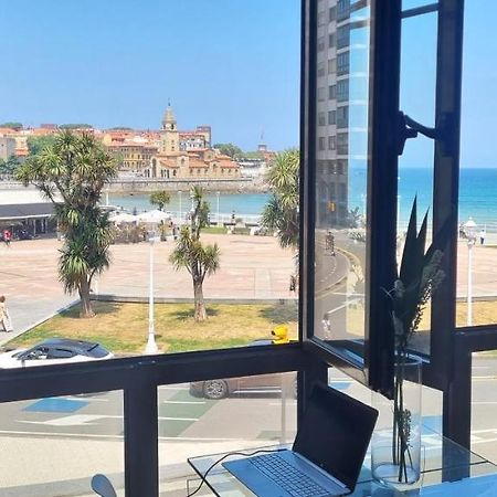 Апартаменты Apartamento La Escalerona Con Vistas Al Mar Хихон Экстерьер фото