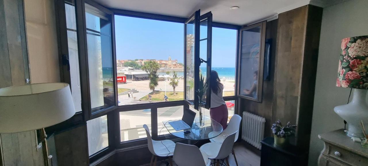 Апартаменты Apartamento La Escalerona Con Vistas Al Mar Хихон Экстерьер фото